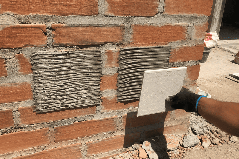Climate and formula effects on HPMC grade for tile adhesive